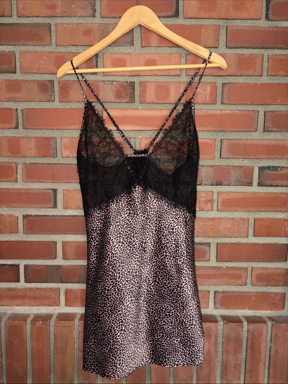 Victoria's Secret Black Lace & Pink Leopard Satin Slip like new XXL nighty